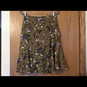 Ann Taylor Floral Skirt size 6